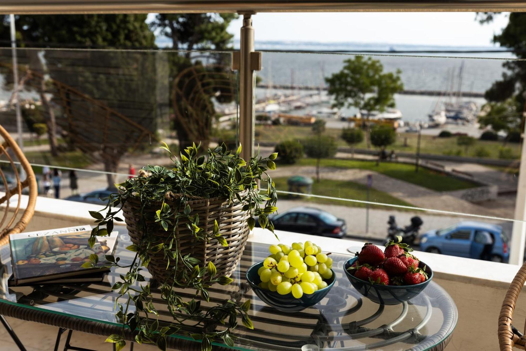 Champagne Sea View Apartment By Binobi! Tessalónica Exterior foto